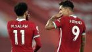 محمد صلاح أحد أعضائه.. فيرمينو ينضم إلى نادي "شوارع ليفربول" (صور)