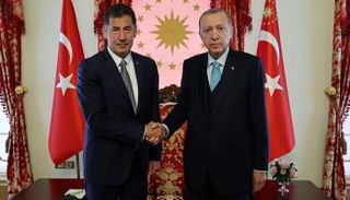 سنان أوغان مع أردوغان