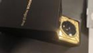 هاتف HONOR Magic5 Pro.. تسريبات غير رسمية عن نسخة ذهبية ساحرة