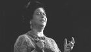 أول تحرك رسمي من أسرة أم كلثوم ضد عمرو مصطفى