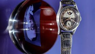 ساعة آخر أباطرة الصين