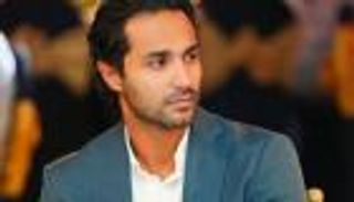 مصائب كريم فهمي "لا تنتهي"