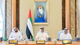 الشيخ منصور بن زايد آل نهيان يترأس اجتماع المجلس الوزاري للتنمية
