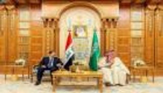 "حديث ودي" بين محمد بن سلمان ورئيس وزراء العراق يثير تفاعلا