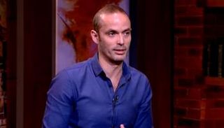 الفنان عمر حسن يوسف 