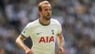 خارج الدوري الإنجليزي.. توتنهام يعرض هاري كين على عملاق أوروبا
