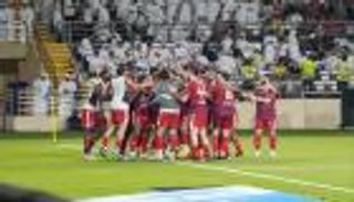 4 كؤوس في موسم.. الشارقة سيد الكرة الإماراتية