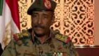 الدفاتر القديمة قد تطيح بفولكر.. والسر في رسالة الجيش السوداني