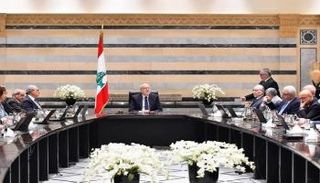 رئيس الحكومة نجيب ميقاتي يترأس جلسة لمجلس الوزراء اللبناني