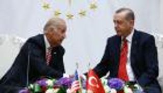 أردوغان وبايدن والاتصال المنتظر.. هل يفك سحر المساء عقدة التوتر؟