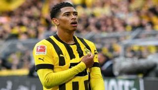 جود بيلينغهام لاعب بروسيا دورتموند