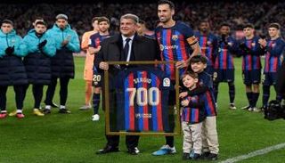 سيرجيو بوسكيتس قائد برشلونة