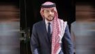 زفاف ولي عهد الأردن.. الأمير باللباس العربي بعد "حمام العريس" (صور وفيديو)