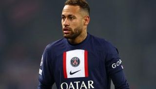 نيمار دا سيلفا لاعب باريس سان جيرمان