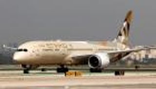 للعام الثاني تواليا.. "الاتحاد للطيران" تفوز بجائزة صداقة البيئة