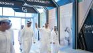 خالد بن محمد بن زايد يحضر جانباً من فعاليات منتدى "اصنع في الإمارات"