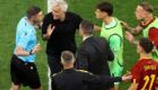 مورينيو يهدد حكم نهائي الدوري الأوروبي بالقتل (فيديو)
