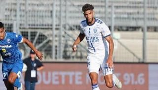 اللاعب الجزائري كيفين قيتون 