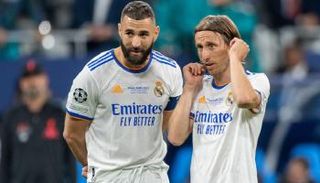 لوكا مودريتش وكريم بنزيما
