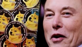 مستثمرون يتهمون ماسك بالتلاعب في تداول عملة دوجكوين