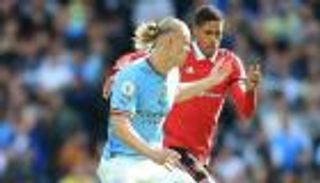 هالاند يتوعد مانشستر يونايتد.. وفاران يتحداه