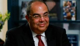 محمود محيي الدين رائد المناخ للرئاسة المصرية