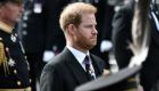 أول مرة من 130 عاما.. عضو بارز بالأسرة المالكة البريطانية أمام المحكمة