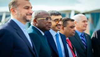 الشيخ عبد الله بن زايد آل نهيان خلال مشاركته بـ
