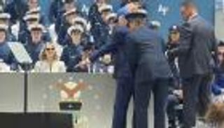 "عثرات" القادة.. بايدن ليس الأول 