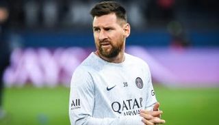 ليونيل ميسي لاعب باريس سان جيرمان