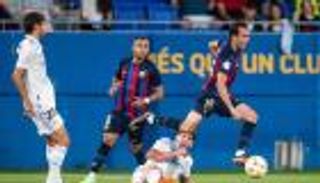 بـ"سجدة مغربية".. برشلونة يهزم ريال مدريد في كلاسيكو "درجة ثالثة"