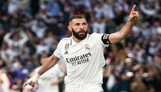 كريم بنزيما مهاجم ريال مدريد