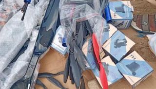 قطع من طائرات مسيرة ضبطت في لحج اليمنية