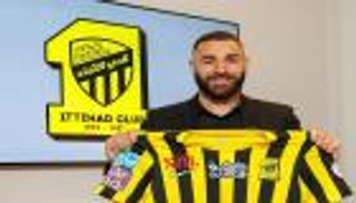 باللغة العربية.. كريم بنزيما يعلق على انتقاله لاتحاد جدة (فيديو)