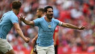 إلكاي غوندوغان لاعب مانشستر سيتي
