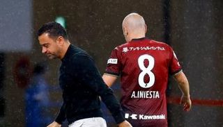 تشافي وإنييستا