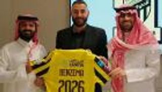 قبل 14 عاما.. كيف بدأ الاتحاد رحلة بنزيما الخالدة مع ريال مدريد؟