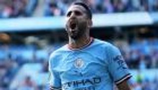 عرض خرافي وزيارة لندنية.. هل ينتقل رياض محرز إلى الدوري السعودي؟