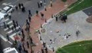 حفل تخرج ينتهي بجريمة مروعة.. الدماء تتناثر على المسرح