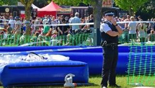 الشرطة في مكان الحادث