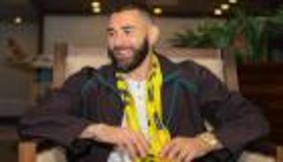 "سنفوز بكأس العالم".. كيف تفاعل جمهور الاتحاد مع صفقة بنزيما؟