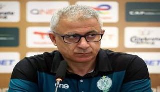 من يكون مدرب الرجاء المغربي الجديد؟