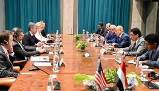 جانب من المباحثات اليمنية الأمريكية