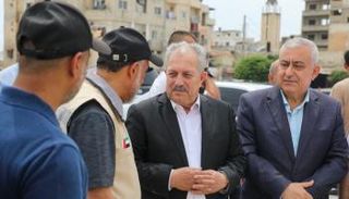 المهندس حسين عرنوس أثناء الزيارة