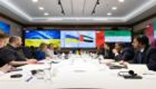 أمل وترابط.. المهيري تسلم زوجة زيلينسكي رسالة أطفال أوكرانيين بالإمارات