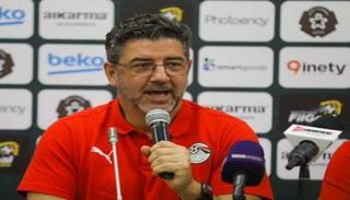 روي فيتوريا مدرب منتخب مصر