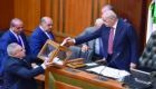 للمرة الـ12.. فشل جديد للبرلمان اللبناني في انتخاب رئيس للبلاد 