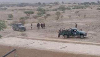 دوريات حوثية تأخذ رهائن بالقوة في خراب المراشي بالجوف