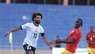 عيد ميلاد محمد صلاح.. قائد منتخب مصر ينثر سحره في عهد روي فيتوريا
