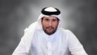 خطوة مزدوجة نحو الاستحواذ.. قطر تتقدم في سباق ملكية مانشستر يونايتد